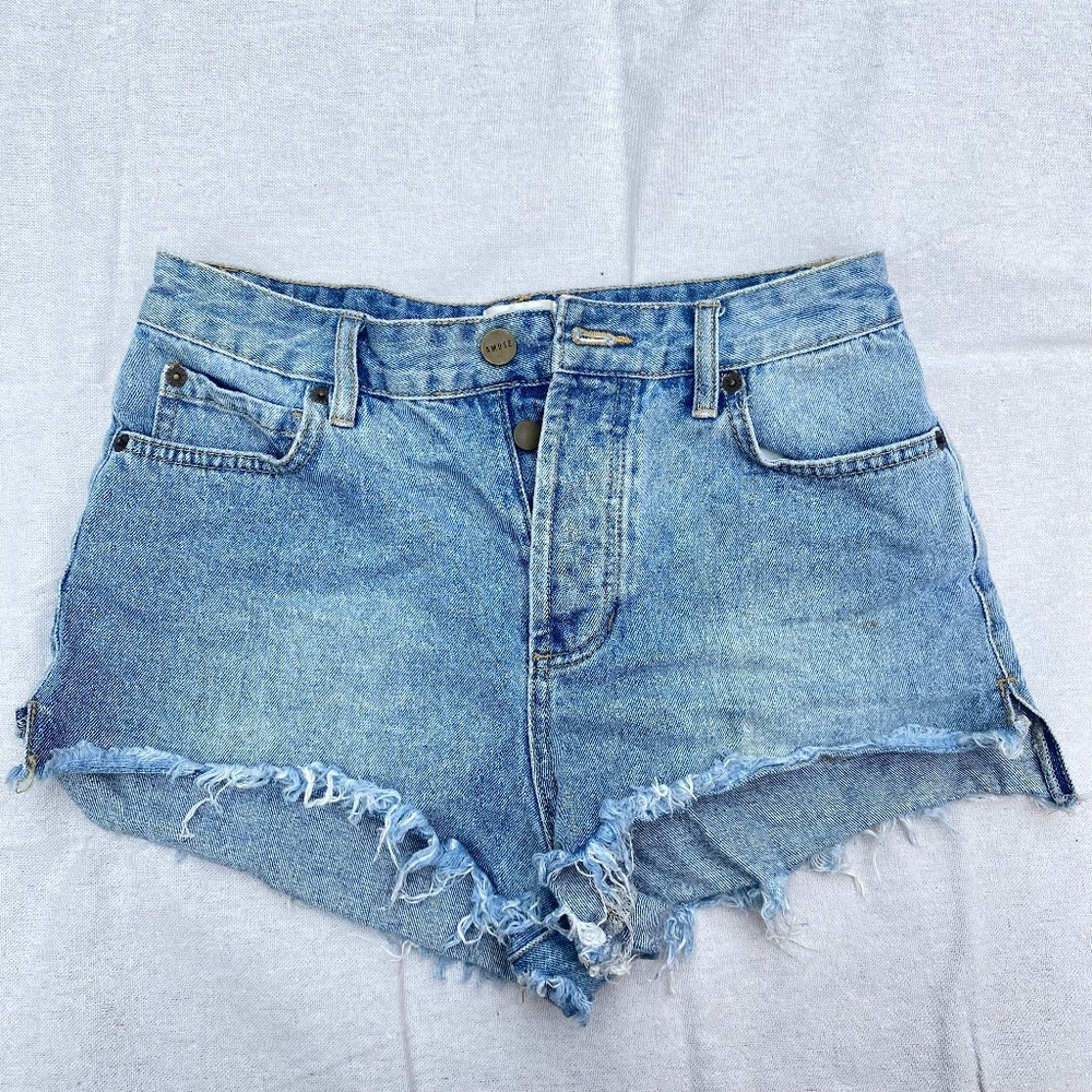Amuse Society Jean Shorts